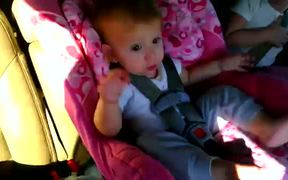 Baby Wakes To Gangam Style - Kids - VIDEOTIME.COM