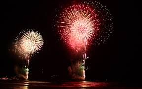 Fujisawa Enoshima Fireworks Festival - Fun - VIDEOTIME.COM