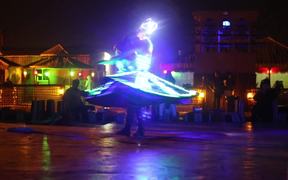 Luminous Dancer - Fun - VIDEOTIME.COM