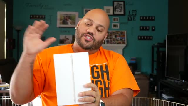 Apple iPad Mini 4 Video Review
