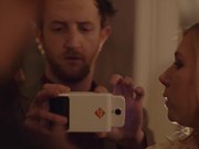 smartphone case instantly prints camera photos