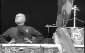 Mussolini Addressing Huge Crowd In Rome - Weird - VIDEOTIME.COM