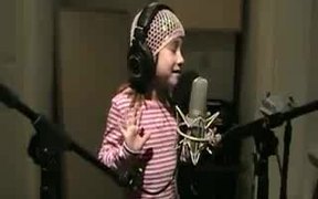Cute Kid Sings - Kids - VIDEOTIME.COM