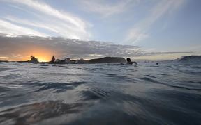 Sunset Surf - Be What you Be and All that you are - Sports - VIDEOTIME.COM