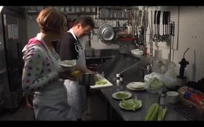 How to Make an Egg Salad Sandwich - Fun - VIDEOTIME.COM