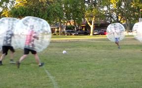 Bubble Soccer - Sports - VIDEOTIME.COM