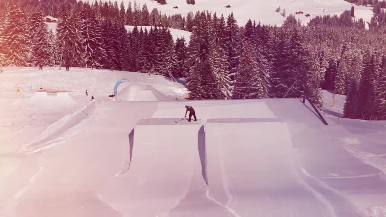 Snowpark Gstaad: Welcome to a new Freeski season