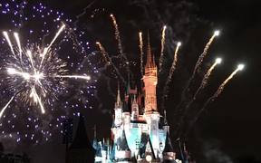 Mickey’s Very Merry Christmas Party - Fun - VIDEOTIME.COM