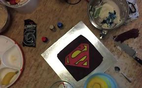 Superman Cake Decorating - Fun - VIDEOTIME.COM
