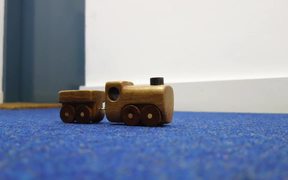 Toy Train Crash - Fun - VIDEOTIME.COM
