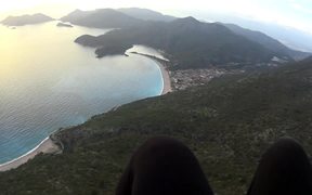 Paraglinding In Oludeniz - Sports - VIDEOTIME.COM