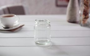 How to Make a Glitter Glow Jar - Fun - VIDEOTIME.COM