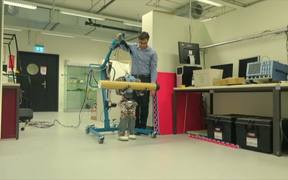 Robots That Walk Naturally, Like Humans - Tech - VIDEOTIME.COM