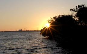 Sunset by the Dock - Fun - VIDEOTIME.COM
