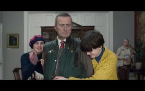 Renault Video: Afford to Live Again - Commercials - Videotime.com