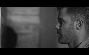 Sirvan Khosravi - Kojaei To Official Music Video