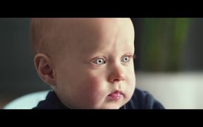 Samsung: Cute Baby vs. Vacuum Cleaner - Commercials - VIDEOTIME.COM