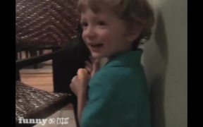 Dad Steals Halloween Candy - Kids - VIDEOTIME.COM
