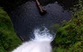 Water Fall Looking down - Fun - Videotime.com