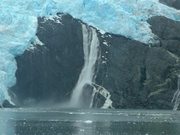Alaska Waterfall Crashes Into Icy Waters - Fun - Y8.COM