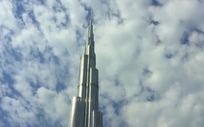 Top to Bottom Pan Shot of the Burj Khalifa - Fun - VIDEOTIME.COM