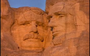 Mount Rushmore at Sunset - Fun - VIDEOTIME.COM