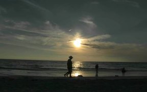 Sunset Scene at Beach - Fun - VIDEOTIME.COM