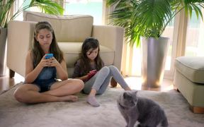Coca-Cola Commercial: Social Media Guard - Commercials - VIDEOTIME.COM