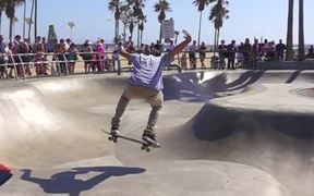 Skater at Venice Beach Skatepark - Fun - Videotime.com