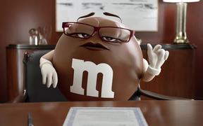 M&M’s: Ms. Brown Goes to Geico For an Insurance - Commercials - VIDEOTIME.COM