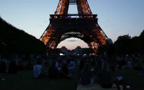 Eiffel Tower Stock Video in HD - Fun - VIDEOTIME.COM