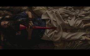 Citroën Commercial: The Sleeping Supporter - Commercials - VIDEOTIME.COM