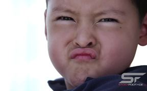 Close Up of Boy's Face - Kids - VIDEOTIME.COM