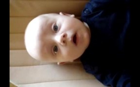 4 Months Old Baby Smiling - Kids - VIDEOTIME.COM