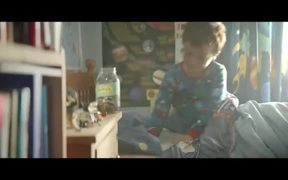 The Sun Commercial: Big Holidays for Small Change - Commercials - VIDEOTIME.COM