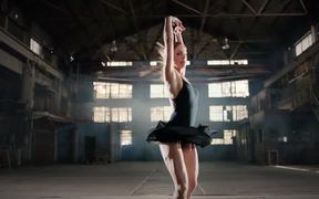 Red Bull Campaign: Exploring Parallels - Grace - Commercials - VIDEOTIME.COM
