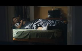 The Sun Commercial: Love Hurts - Commercials - VIDEOTIME.COM