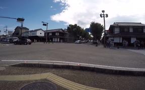 Busy Castle Road in Hikone - Fun - VIDEOTIME.COM