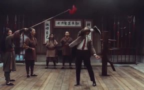 Snickers: Mr. Bean Studies Martial Arts High Kick - Commercials - VIDEOTIME.COM