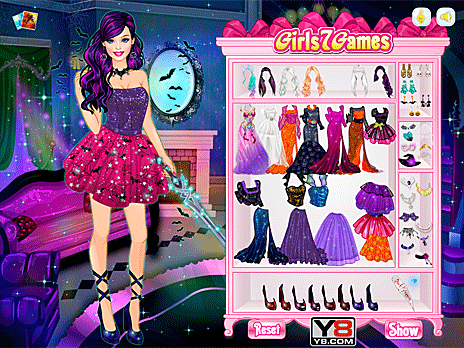 Princess Halloween Dress up Game - Play online at 