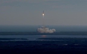 SpaceX Falcon 9 Launch with COTS Demo Flight 1 - Tech - VIDEOTIME.COM
