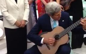 Secretary Kerry Plays Musician's Guitar - Commercials - VIDEOTIME.COM