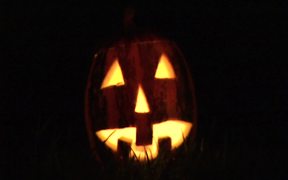 Scary Halloween Pumpkin - Fun - VIDEOTIME.COM