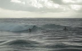 Surfers - Sports - VIDEOTIME.COM