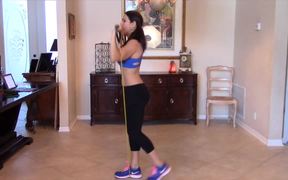 How to Do a Shoulder Press with Resistance Band - Sports - VIDEOTIME.COM