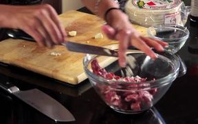 Korean BBQ Beef Taco Recipe - Fun - VIDEOTIME.COM