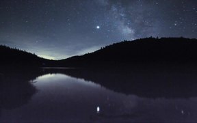 Time Lapse Milky Way at Futago Lake - Fun - VIDEOTIME.COM