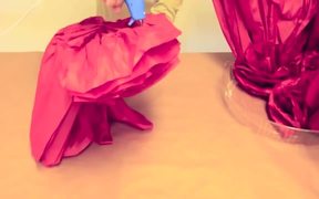 How to Make Giant Tissue Paper Flowers - Fun - VIDEOTIME.COM