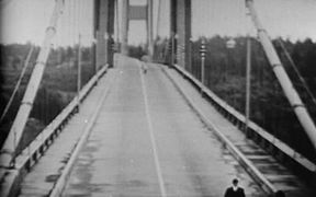 Tacoma Narrows Bridge Collapse - Tech - VIDEOTIME.COM
