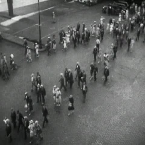 Crowded City Streets 1937